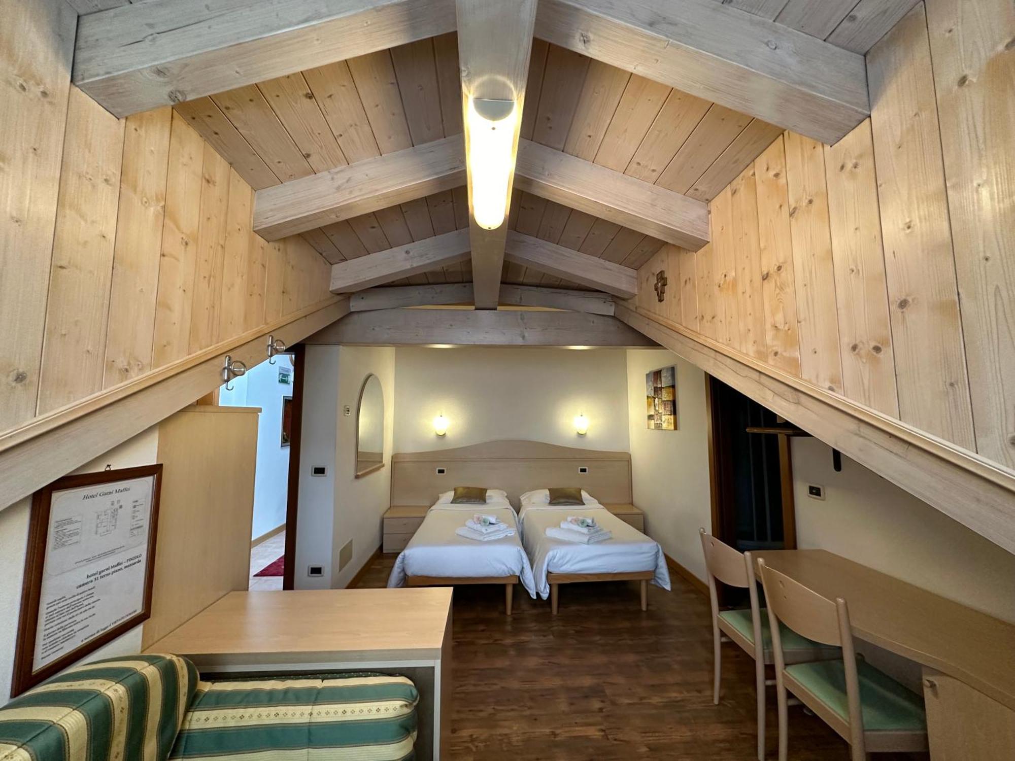 Hotel Garni Maffei Pinzolo Esterno foto