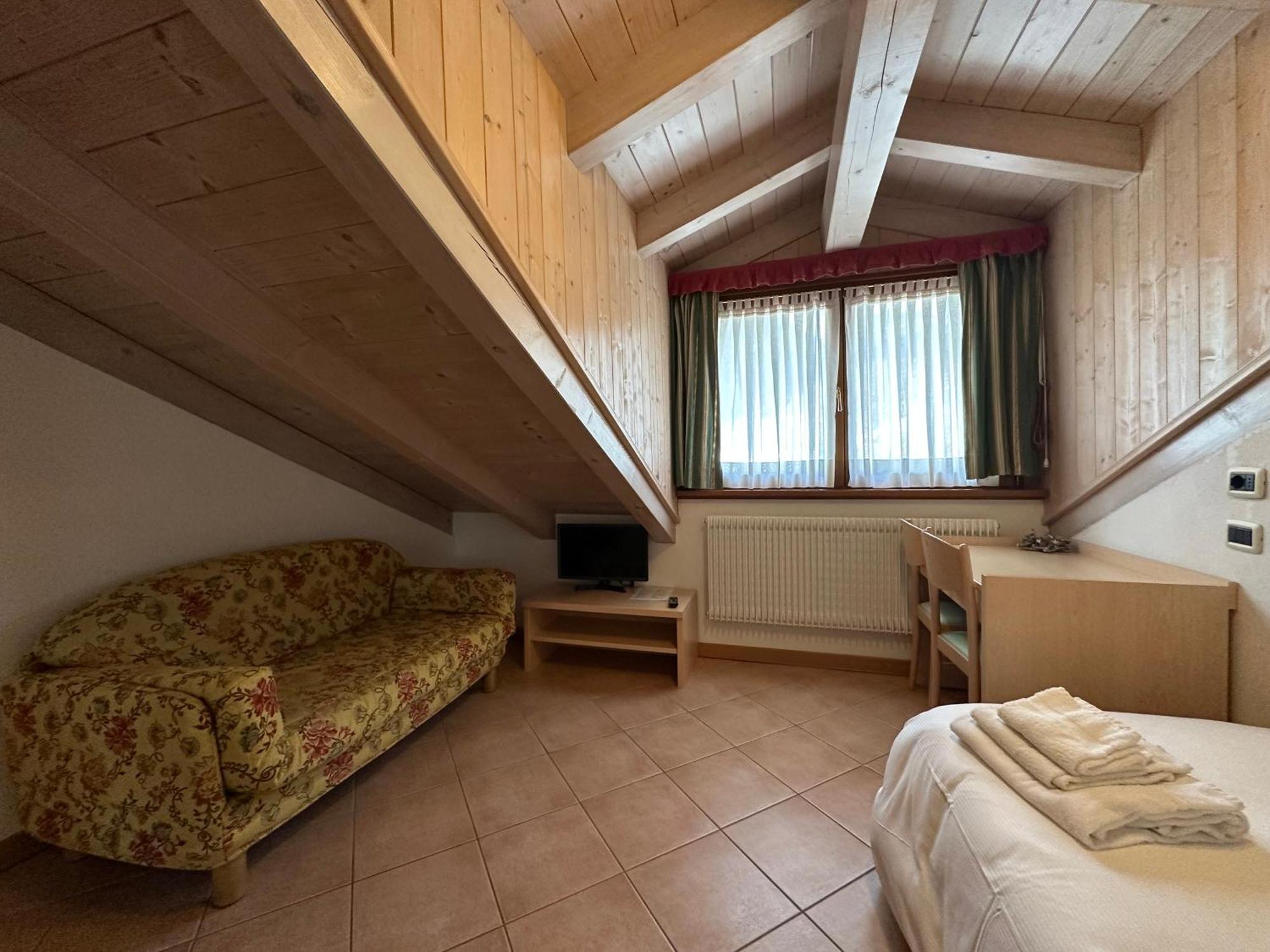 Hotel Garni Maffei Pinzolo Esterno foto